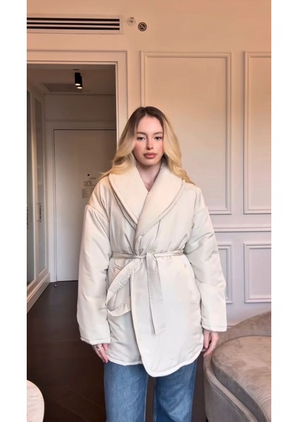 Kuşaklı Şişme Mont Kadın