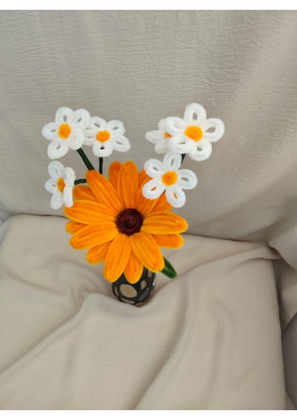 Vazoda Ayçiçeği Aranjmanı modelleri