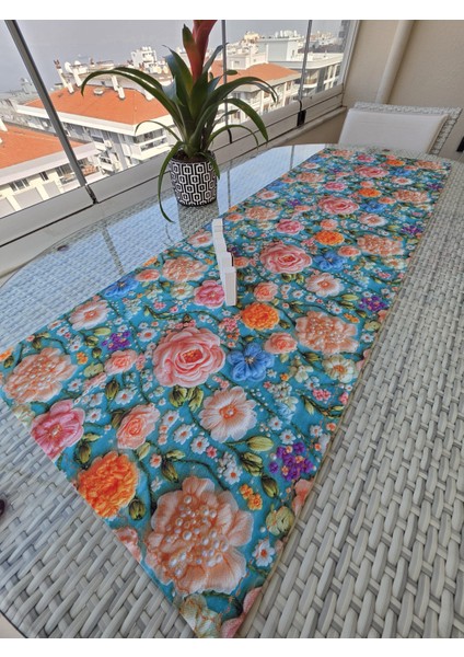 3D Incili Çiçek Desenli Runner