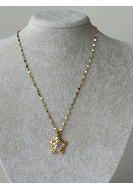 Sedef Kabartma Yıldızlı Altın Detaylı Parlak Gold Kolye