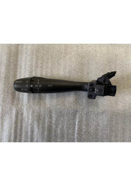 Peugeot 207 307 Far Sinyal Kolu 96605602XT