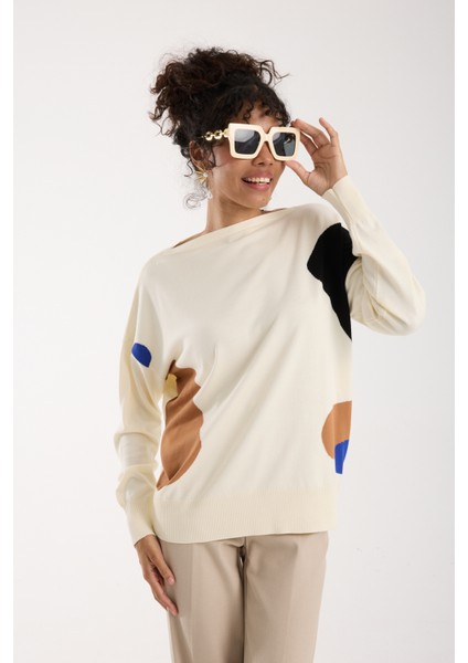Kadın Ekru Viskon Kumaş Renk Bloklu Kayık Yaka Triko Bluz fiyatları