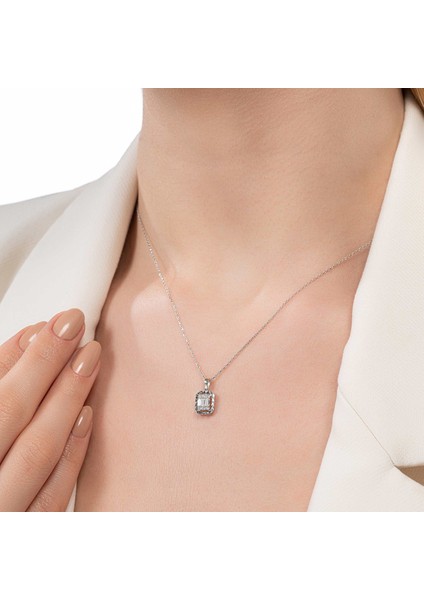 0,20 Karat Efektli Baget Pırlanta Kolye fiyatları