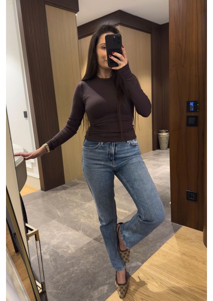 Parmak Geçmeli Uzun Kollu Body- Kahverengi modelleri