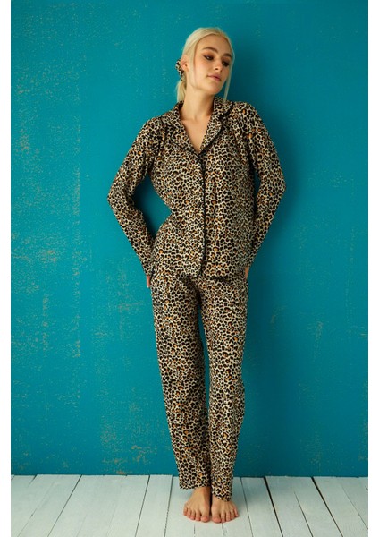 Büyük Beden Kışlık Düğmeli Ekose Desen Yılbaşı Temalı Kadın Süet Pijama Takımı modelleri