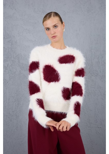 Beyaz-Bordo Sakal Iplik Desenli Bisiklet Yaka Triko Kazak