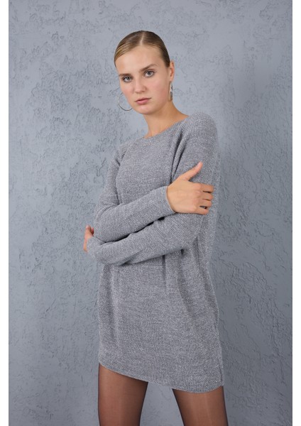 Kadın Gri Reglan Kollu Kayık Yaka Simli Triko Kazak fırsatları