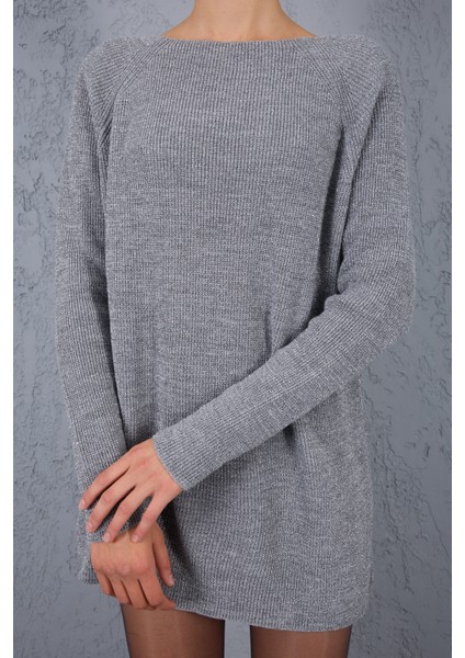 Kadın Gri Reglan Kollu Kayık Yaka Simli Triko Kazak indirimleri