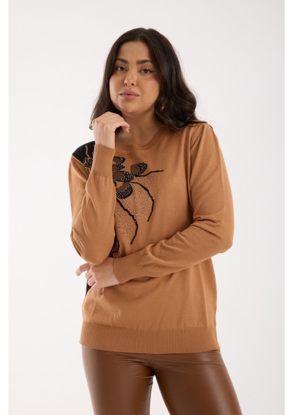 Kadın Bej Elit Viskon Kumaş Taş Detaylı Bisiklet Yaka Triko Bluz modelleri