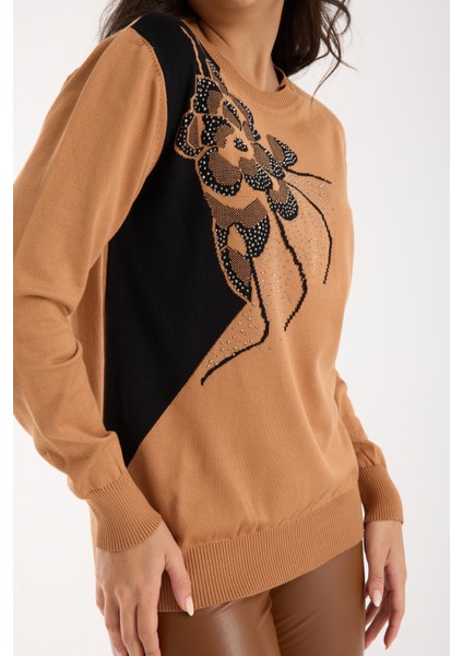 Kadın Bej Elit Viskon Kumaş Taş Detaylı Bisiklet Yaka Triko Bluz fırsatları