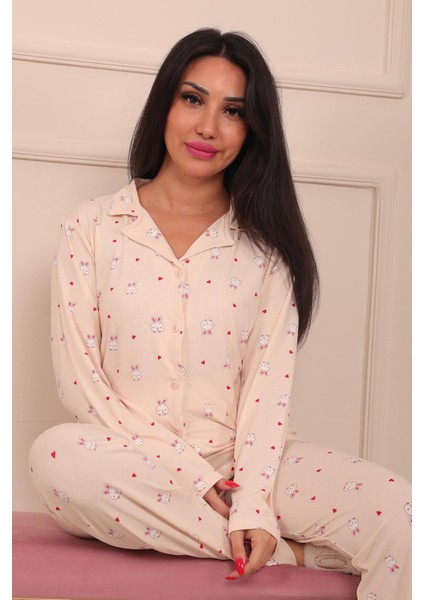 Kadın Tavşan Desenli Önü Düğmeli Uzun Kol Altı Uzun Milan Kumaş Pijama Takımı