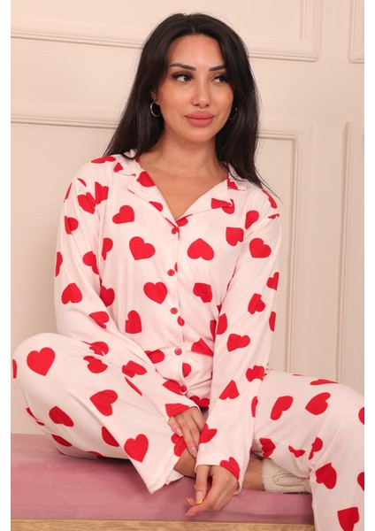 Kadın Kalp Desenli Önü Düğmeli Uzun Kol Altı Uzun Süet Pijama Takımı modelleri