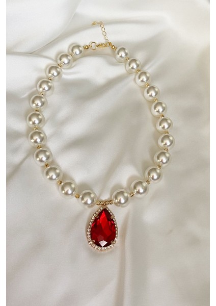 Kırmızı Kristal Uçlu Dorika Detay Inci Kolye fiyatları