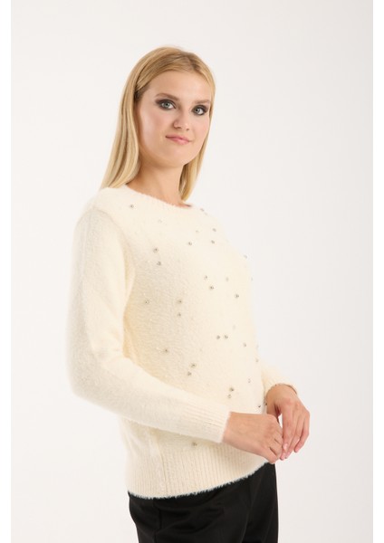 Kadın Ekru Sakal Iplik Taş ve Inci Detaylı Bisiklet Yaka Triko Kazak fiyatları