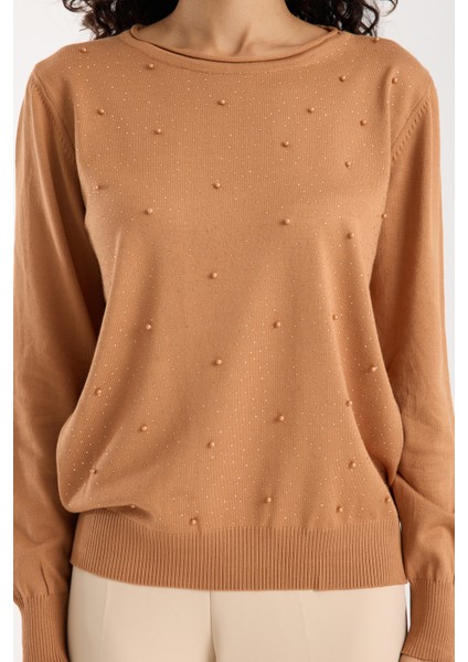 Kadın Bej Elit Viskon Kumaş Taş ve Inci Detaylı Yuvalak Yaka Triko Bluz modelleri