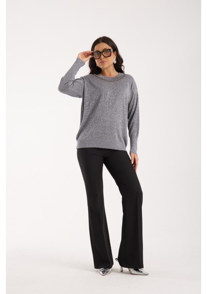Kadın Gri Viskon Vortex Iplik Taş Detaylı Bisiklet Yaka Simli Triko Bluz