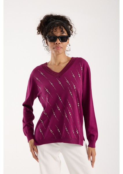 Kadın Mürdüm Elit Viskon Kumaş Taş Detaylı Sim Biyeli Yan Yırtmaçlı V Yaka Triko Bluz