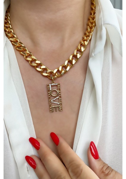 Love Yazılı Gold Zincir Kolye