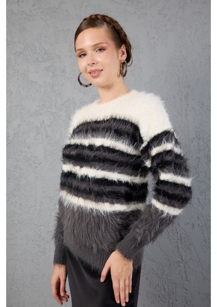 Beyaz-Füme Sakal Iplik Çizgili Bisiklet Yaka Triko Kazak fiyatları