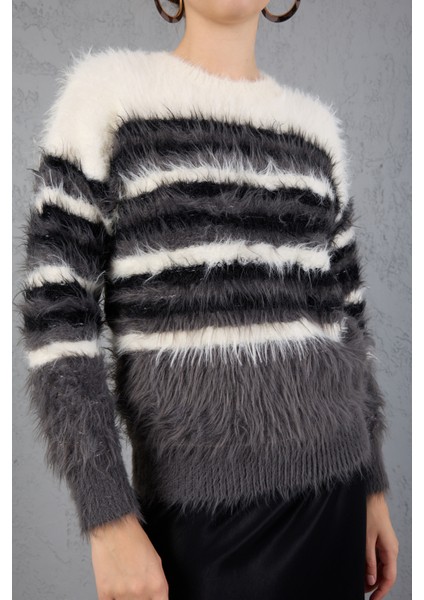 Beyaz-Füme Sakal Iplik Çizgili Bisiklet Yaka Triko Kazak indirimleri