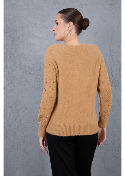 Kadın Bej Sakal Iplik Inci Detaylı Bisiklet Yaka Triko Kazak fırsatları