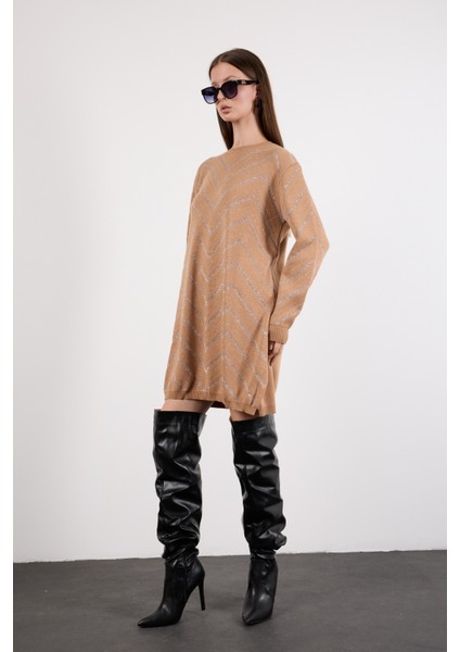 Kadın Bej Yan Yırtmaçlı Bisiklet Yaka Sim Desenli Triko Bluz indirimleri