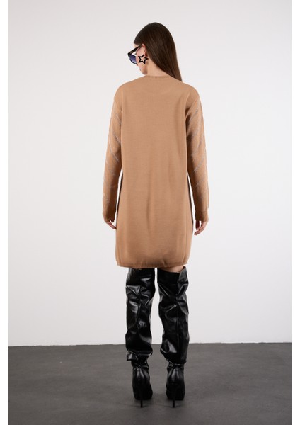 Kadın Bej Yan Yırtmaçlı Bisiklet Yaka Sim Desenli Triko Bluz