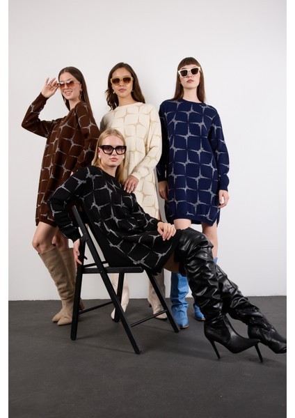 Kadın Ekru Yan Yırtmaçlı Bisiklet Yaka Sim Desenli Triko Bluz