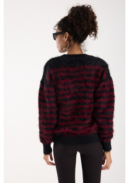 Kadın Siyah-Bordo Sakal Iplik Çizgili Bisiklet Yaka Triko Kazak fırsatları