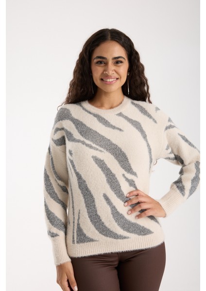 Kadın Ekru Simli Sakal Iplik Balon Kollu Bisiklet Yaka Triko Kazak