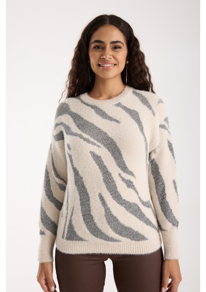 Kadın Ekru Simli Sakal Iplik Balon Kollu Bisiklet Yaka Triko Kazak fırsatları