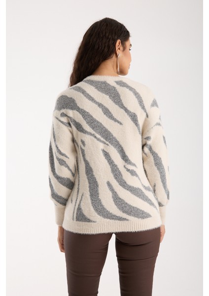 Kadın Ekru Simli Sakal Iplik Balon Kollu Bisiklet Yaka Triko Kazak indirimleri