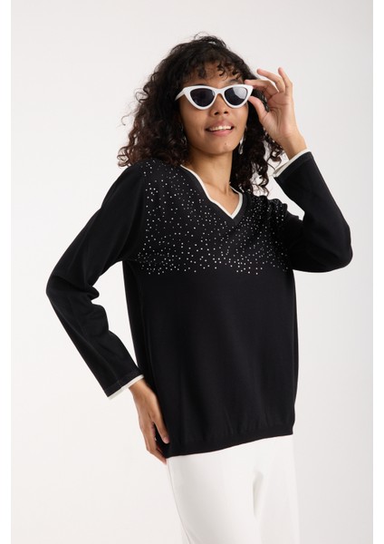 Kadın Siyah Viskon Kumaş Taş Detaylı Kontrast Sim Biyeli V Yaka Triko Bluz modelleri