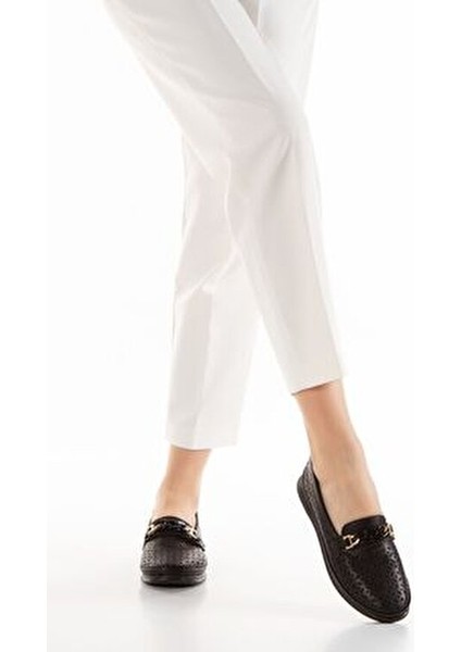 Siyah Kadın Zincir Detaylı Yumuşak Hafif Rahat Tabanlı Yazlık Loafer Günlük Babet Anne Ayakkabı