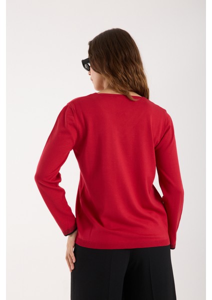 Kadın Kırmızı Viskon Kumaş Taş Detaylı Kontrast Sim Biyeli V Yaka Triko Bluz indirimleri