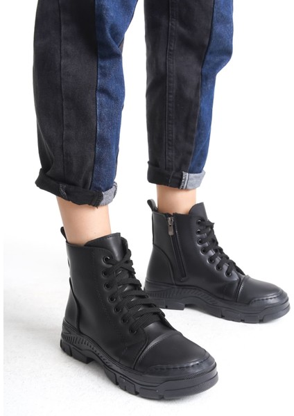 Bıanca Bağcıklı Fermuarlı Ortopedik Taban Suya ve Soğuğa Dayanıklı Cilt Kadın Spor Bot St Siyah fiyatları