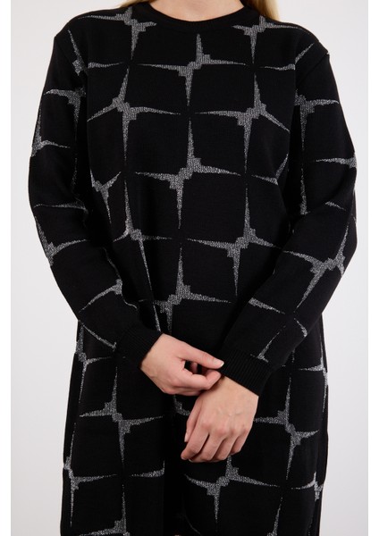 Kadın Siyah Yan Yırtmaçlı Bisiklet Yaka Sim Desenli Triko Bluz fırsatları