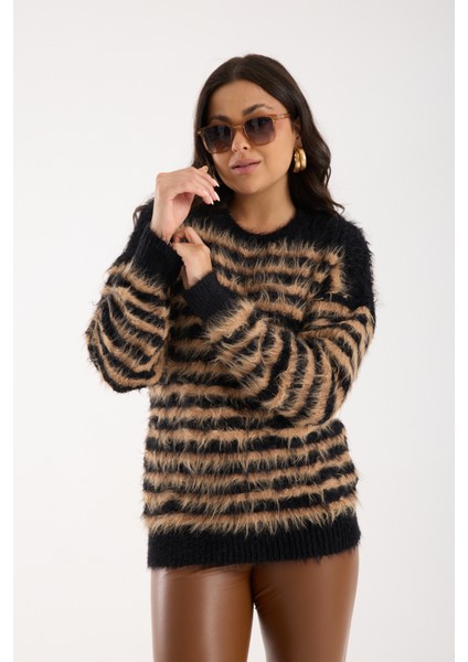 Kadın Siyah-Bej Sakal Iplik Çizgili Bisiklet Yaka Triko Kazak