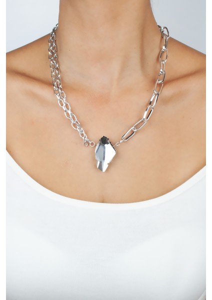 Gümüş Renk Zincir Kristal Taşlı Kolye modelleri