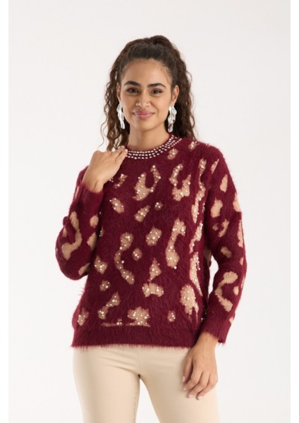 Kadın Bordo Sakal Iplik Taş ve Inci Detaylı Bisiklet Yaka Triko Kazak