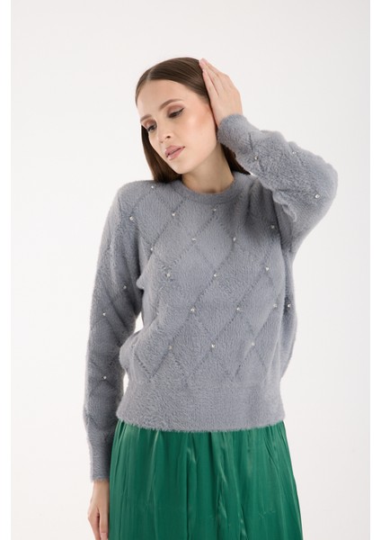 Kadın Gri Sakal Iplik Taş Detaylı Bisiklet Yaka Triko Kazak