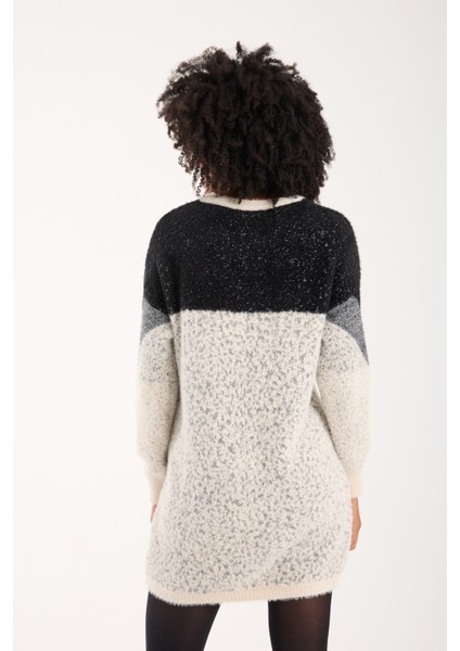 Kadın Ekru Simli Sakal Iplik Renk Bloklu Bisiklet Yaka Triko Kazak