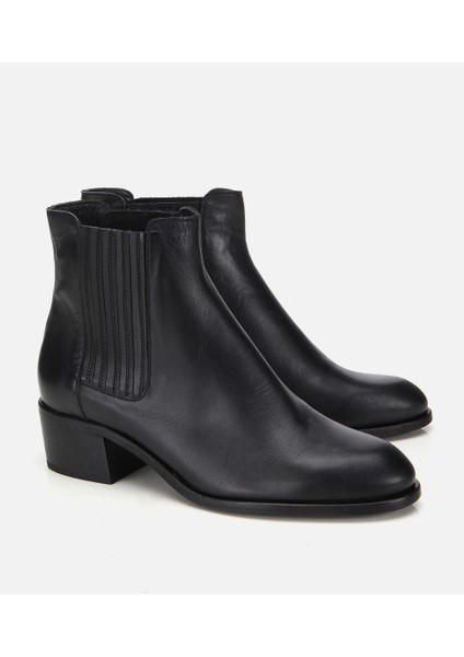 01BOH312660A100 KADIN Deri Siiyah Lastik Detaylı Bilekte Düz Bot fiyatları