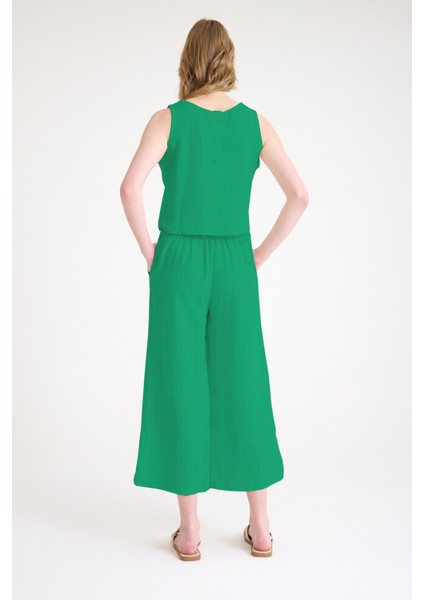 Yazlık Sırt Detaylı Kolsuz Üst Yüksek Bel Kapri Pantolon Yeşil Ikili Keten Takım fırsatları