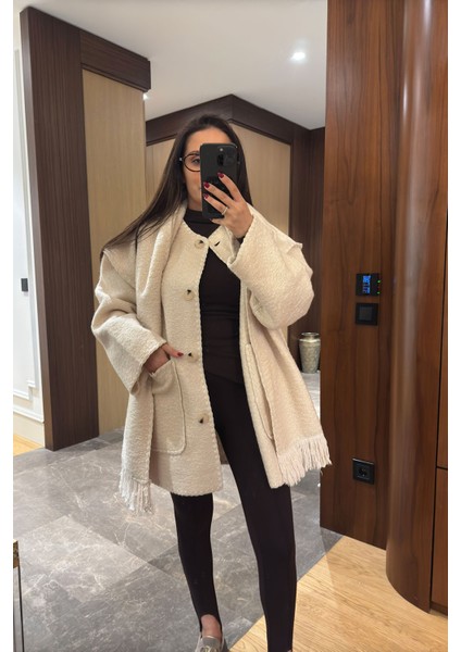 Kaşe Şallı Tasarım Kaban- Ekru modelleri