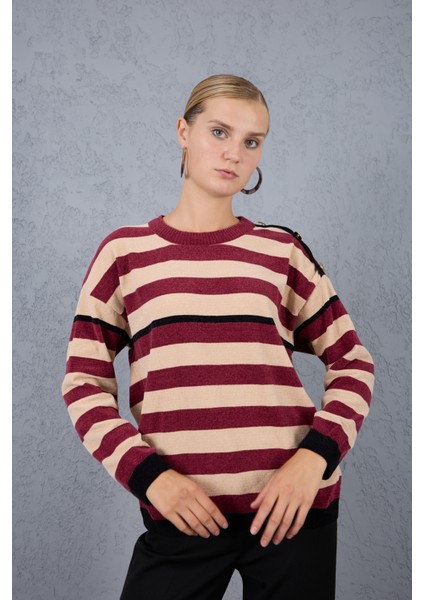 Kadın Bordo-Krem Çizgili Şönil Kadife Bisiklet Yaka Omuzda Düğme Detaylı Triko Kazak