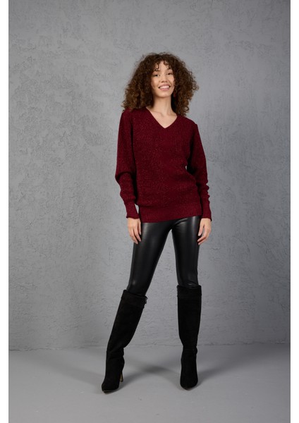 Kadın Bordo Simli Selanik Örgü Baklava Desenli Geniş Manşetli V Yaka Triko Kazak