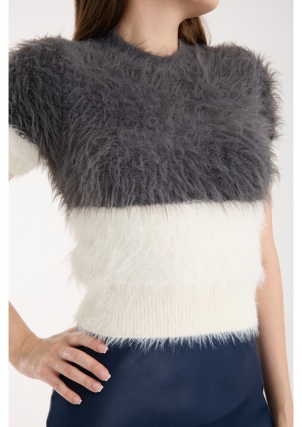 Kadın Füme-Ekru Sakal Iplik Iki Renkli Kısa Kollu Bisiklet Yaka Triko Kazak fırsatları