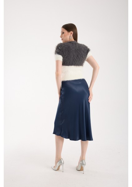 Kadın Füme-Ekru Sakal Iplik Iki Renkli Kısa Kollu Bisiklet Yaka Triko Kazak