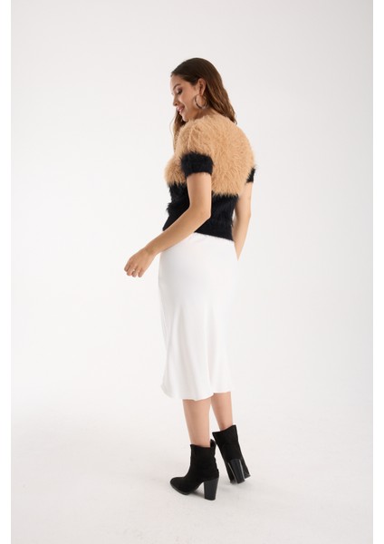 Kadın Bej-Siyah Sakal Iplik Iki Renkli Kısa Kollu Bisiklet Yaka Triko Kazak